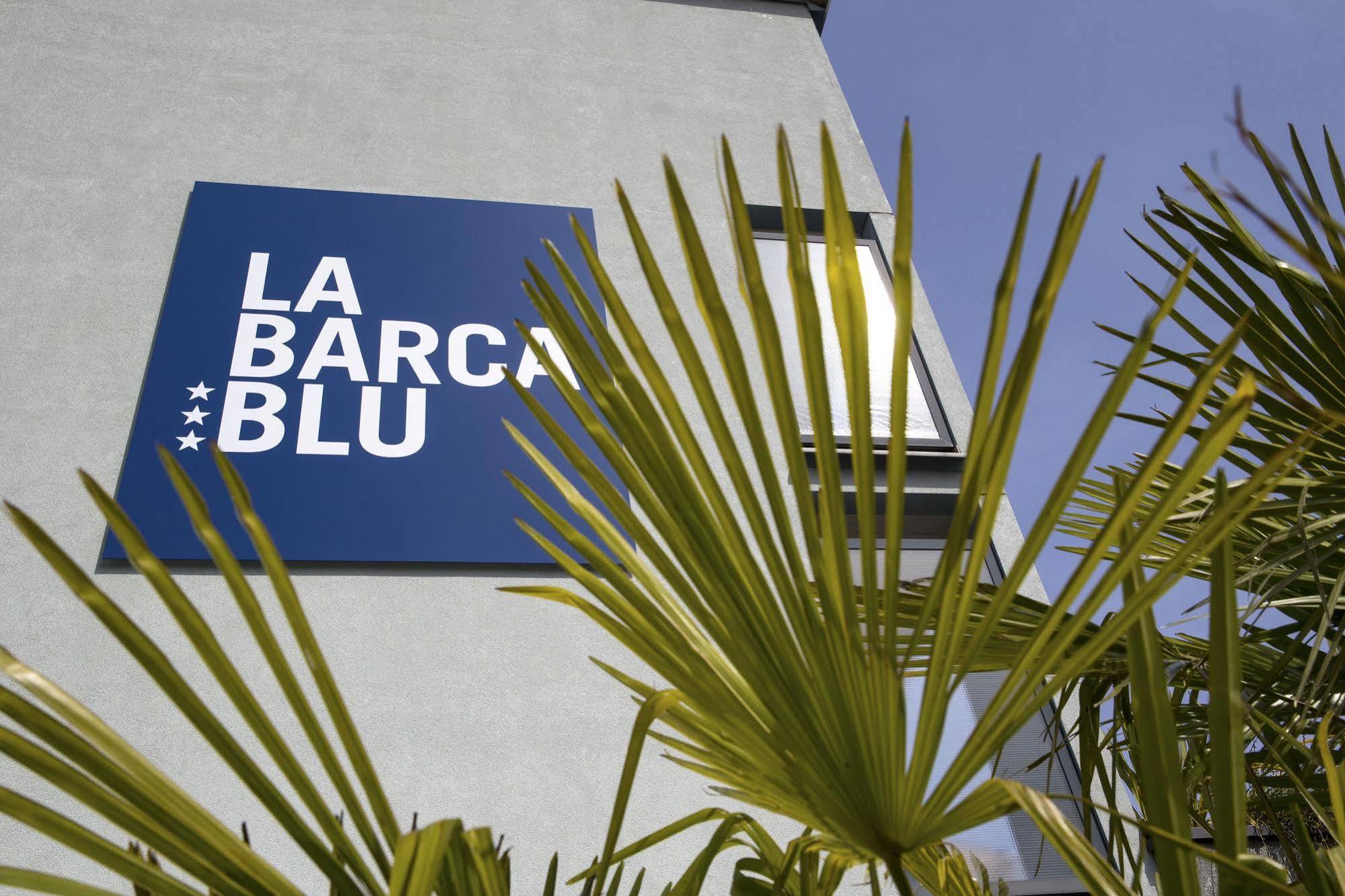 La Barca Blu Hotel Muralto Exterior photo
